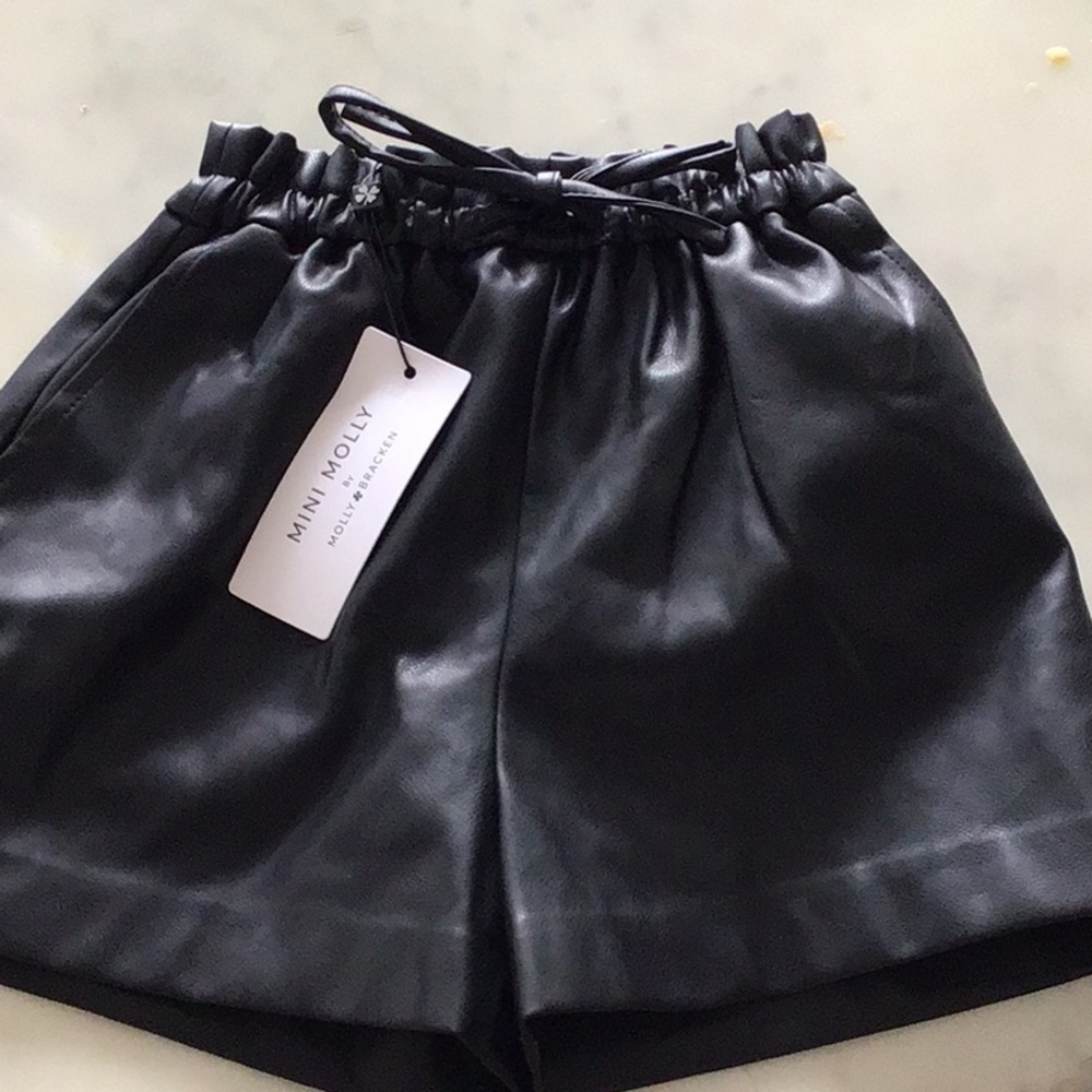 Mini molly leather shorts